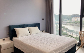 Cho thuê 3 phòng ngủ Vinhomes Golden River căn góc đầy đủ nội thất