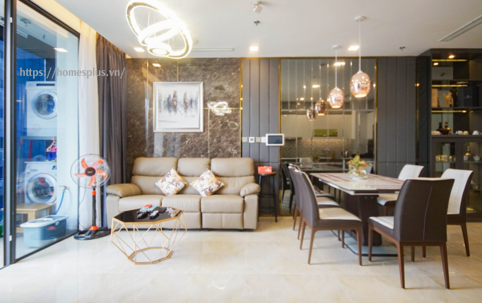 Cho thuê căn hộ 2 phòng ngủ Vinhomes Golden River view bitexco quận 1