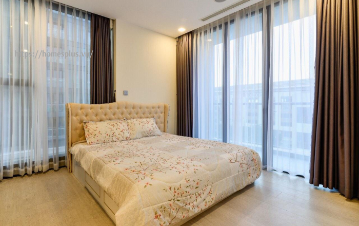 Cho thuê căn hộ 1 phòng ngủ Vinhomes Central Park đầy đủ nội thất