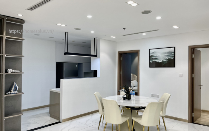 Cho thuê căn hộ 3 phòng ngủ tòa Landmark 81 tầng cao view đẹp