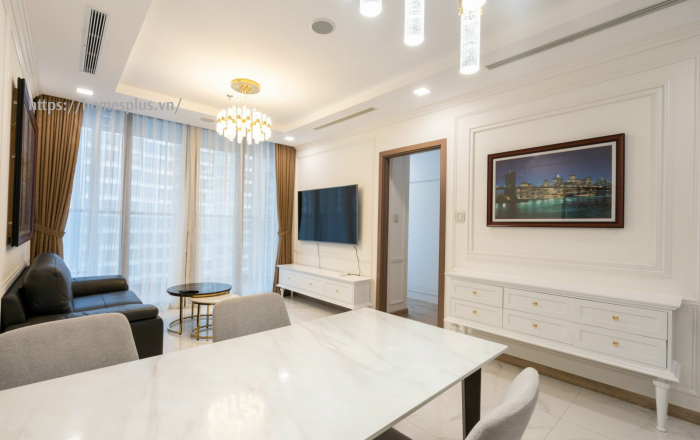 Bán căn hộ 2 phòng ngủ Landmark 81 tầng cao, view thoáng