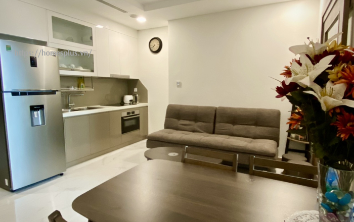 Cho thuê căn hộ 1 phòng ngủ Landmark 81 view biệt thự, sông