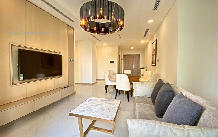 Cho thuê căn hộ 2 phòng ngủ Landmark 81 nội thất đẹp, view hồ bơi