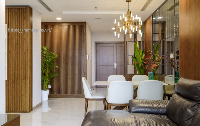 Cho thuê căn hộ 3 phòng ngủ Landmark 81 vòng cung, view hồ bơi, công viên