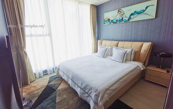 Cho thuê 2 phòng ngủ full nt Vinhomes Golden River toà Aqua 3 view thoáng