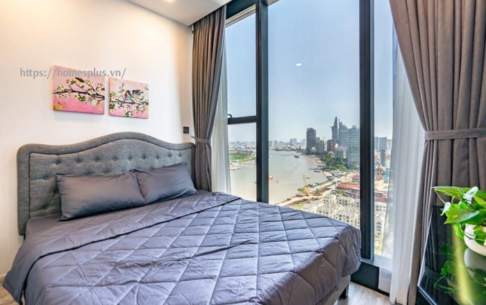 Cho thuê căn hộ 2 phòng ngủ Vinhomes Golden River nội thất xinh toà Aqua 1 view sông 
