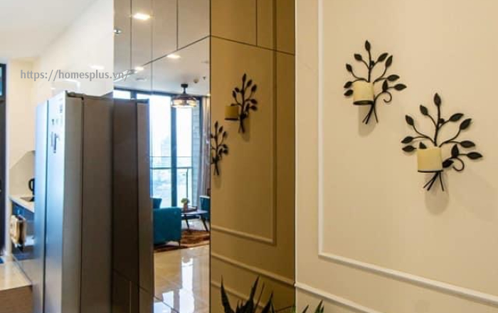 Cho thuê căn hộ 2 phòng ngủ toà Aqua 2 Vinhomes Golden River view sông nội thất mới