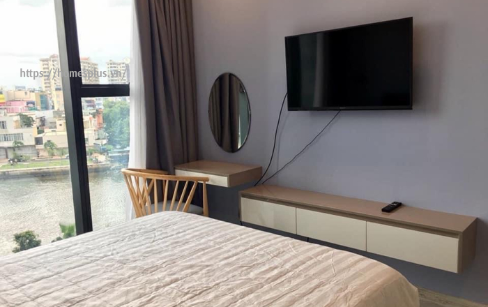 Cho thuê căn hộ 3 phòng ngủ Vinhomes Golden River căn góc đầy đủ nội thất