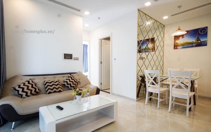 Cho thuê 2 phòng ngủ Vinhomes Golden River toà Aqua 3 giá tốt