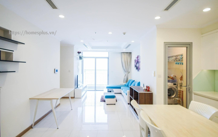 Cho thuê căn hộ 2 phòng ngủ toà Landmark 3 Vinhomes Central Park view trực diện sông