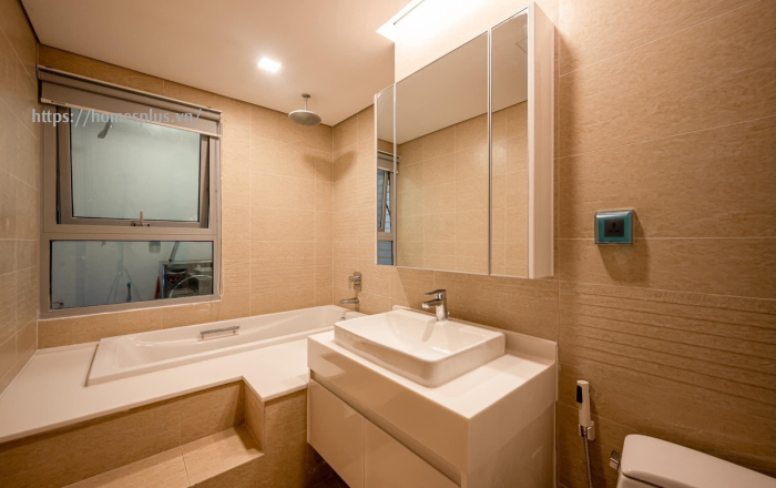 Cho thuê căn hộ  Vinhomes Central Park 2 phòng ngủ diện tích 91m2 view sông