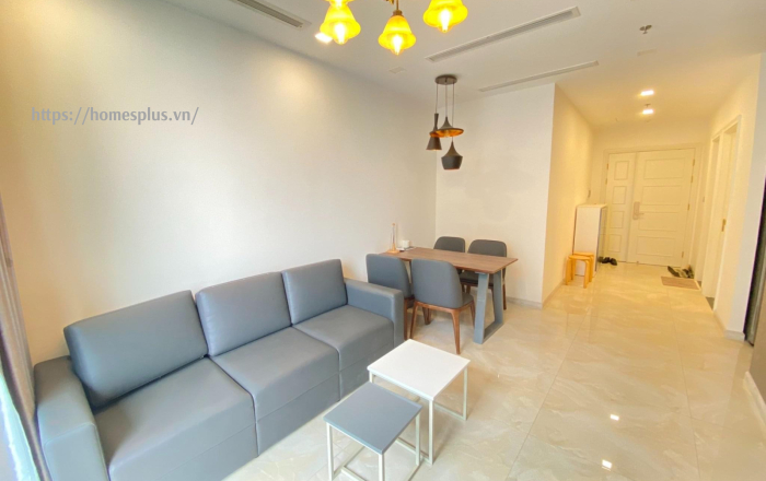 Bán căn hộ 2 phòng ngủ view sông toà Aqua 2 Vinhomes Golden River