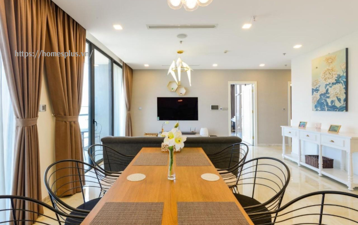 Bán căn hộ 3 phòng ngủ vòng cung view sông diện tích 121m2 Vinhomes Golden River