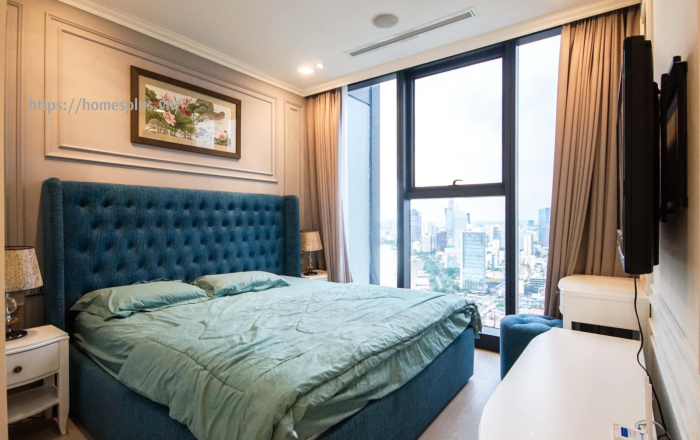 Bán căn hộ 2 phòng ngủ nội thất cao cấp Vinhomes Golden River