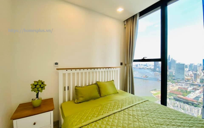 Bán căn hộ 2 phòng ngủ view sông giá tốt Vinhomes Golden River