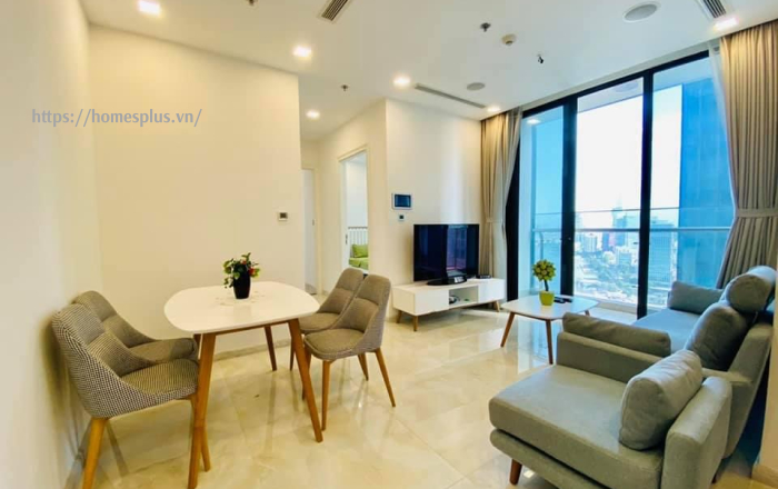 Bán căn hộ 2 phòng ngủ view sông giá tốt Vinhomes Golden River