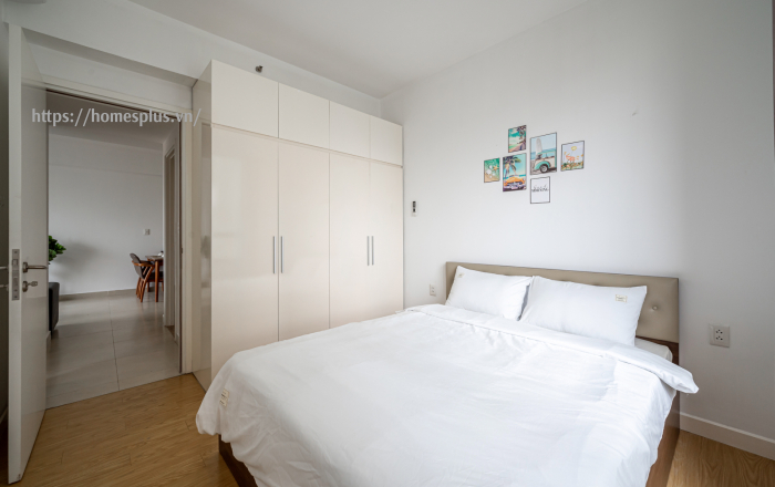 Cho thuê 2 phòng ngủ toà T2 view sông Masteri Thảo Điền