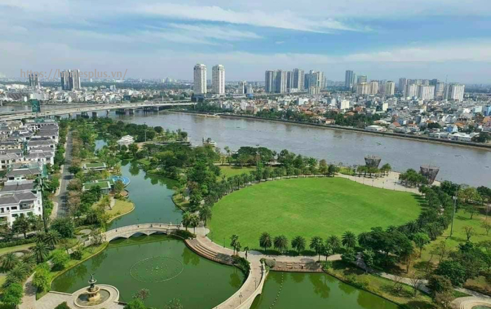 Bán căn hộ 3 phòng ngủ Vinhomes Central Park  tòa Park 2 nội thất cao cấp , view công viên