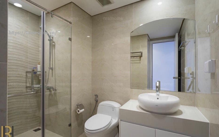 Cho thuê căn hộ Vinhomes Central Park 3 phòng ngủ tòa Central 1 nội thất sang trọng