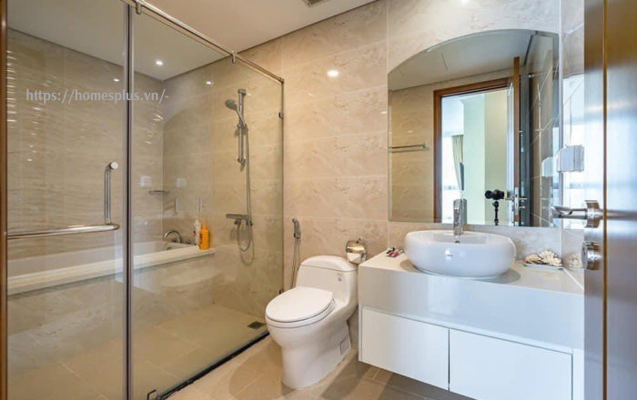 Bán 2 phòng ngủ Vinhomes Central Park  tòa Landmark Plus nội thất tiêu chuẩn 5 sao