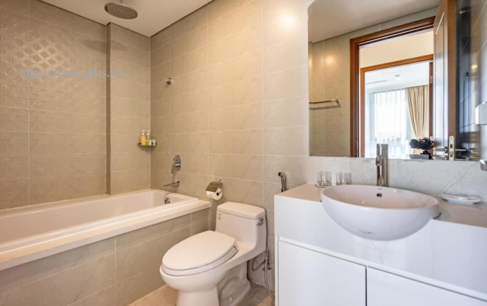 Cho thuê căn hộ 1 phòng ngủ Vinhomes Central Park tòa Landmark Plus nội thất cao cấp