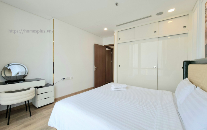 Cho Thuê Căn Hộ Landmark 81 3PN 132m2 Có Thể Vừa Ở Vừa Làm Văn Phòng, view xuất sắc